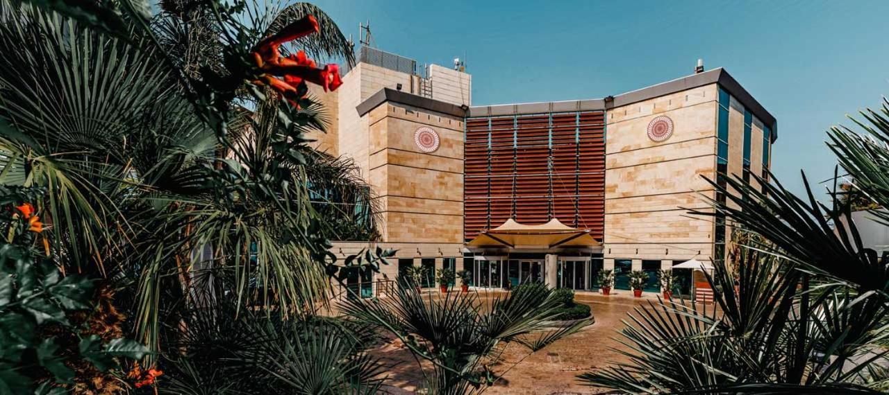Coral Beach Hotel And Resort Beirut Exterior photo